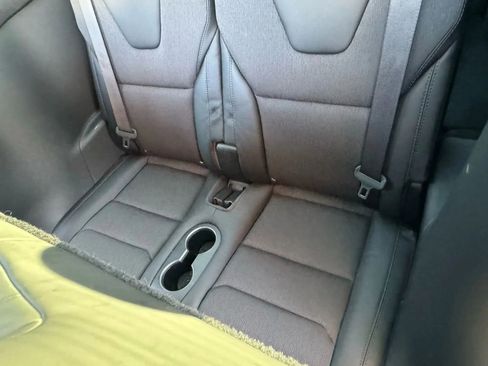 Used 2018 Tesla Model X 75D image 18