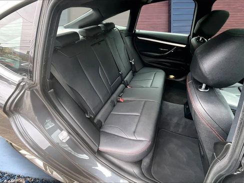 Used 2018 BMW 330i Gran Turismo xDrive image 27