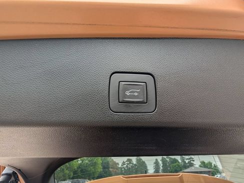 Used 2024 Buick Encore GX Preferred AWD/4WD image 12