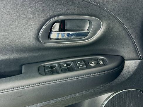 Used 2016 Honda HR-V EX-L image 18