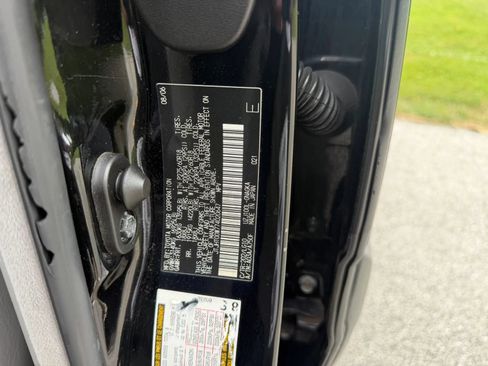 Used 2007 Lexus LX 470 4WD image 95