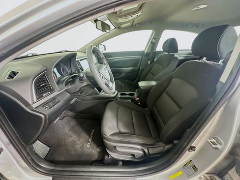 Used 2018 Hyundai Elantra SEL image 13