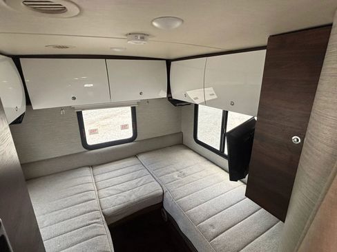 Used 2019 Mercedes-Benz Sprinter 170 image 20