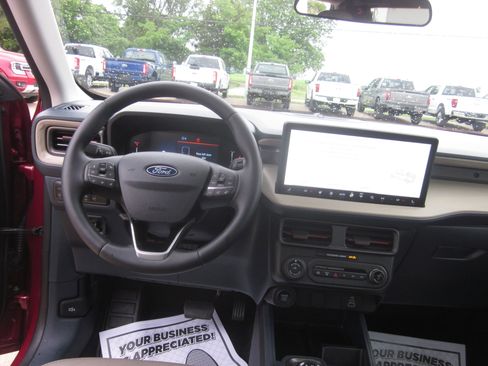 Used 2026 Ford Maverick Lariat w/ 4K Tow Package AWD/4WD image 13