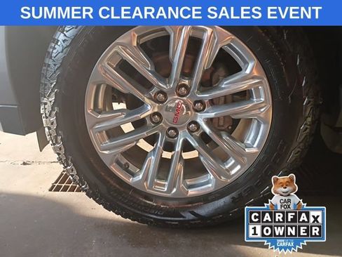 Used 2023 GMC Yukon SLT AWD/4WD image 7