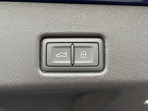 New 2025 Audi Q5 Premium Plus image 13