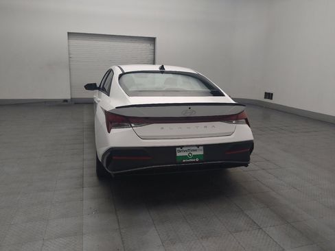 Used 2025 Hyundai Elantra Sport FWD image 6