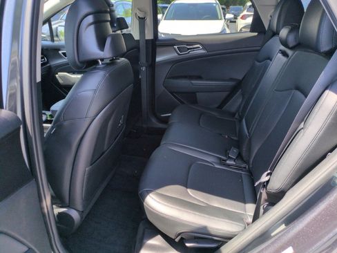 Used 2023 Kia Sportage EX FWD image 24