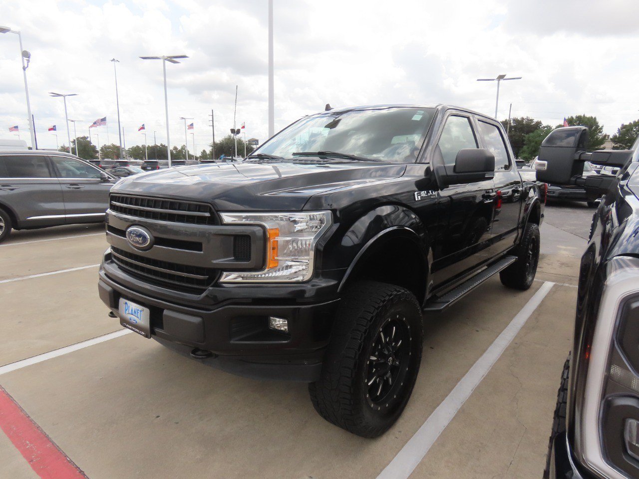 Used 2019 Ford F150 XLT w/ Equipment Group 301A Mid AWD/4WD image 2