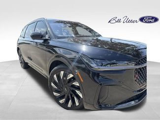 Used 2024 Lincoln Nautilus Reserve w/ Equipment Group 202A AWD/4WD video 2