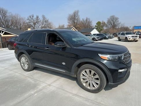 Used 2023 Ford Explorer King Ranch w/ Technology Package image 21