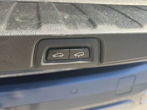 Used 2022 BMW X5 xDrive45e w/ M Sport Package AWD/4WD image 23