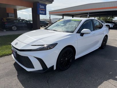 Used 2025 Toyota Camry SE