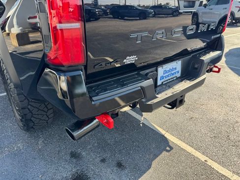 Used 2026 Toyota Tacoma TRD Off-Road AWD/4WD image 44