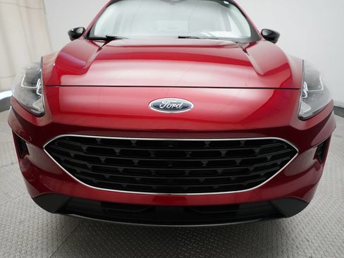 Used 2021 Ford Escape SE w/ SE Sport Appearance Package AWD/4WD image 22