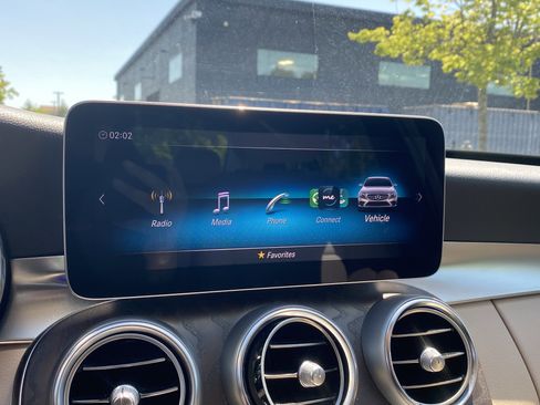 Used 2021 Mercedes-Benz C 300 Sedan image 69