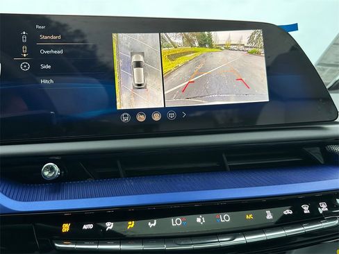 New 2026 Cadillac Optiq Luxury 1 image 26