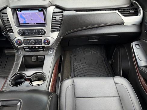 Used 2018 GMC Yukon SLT w/ Open Road Package image 18