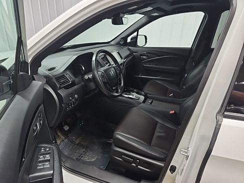 Used 2023 Honda Ridgeline Black Edition image 32