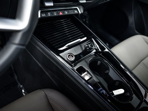 New 2026 Audi Q3 quattro 2.0T AWD/4WD image 11