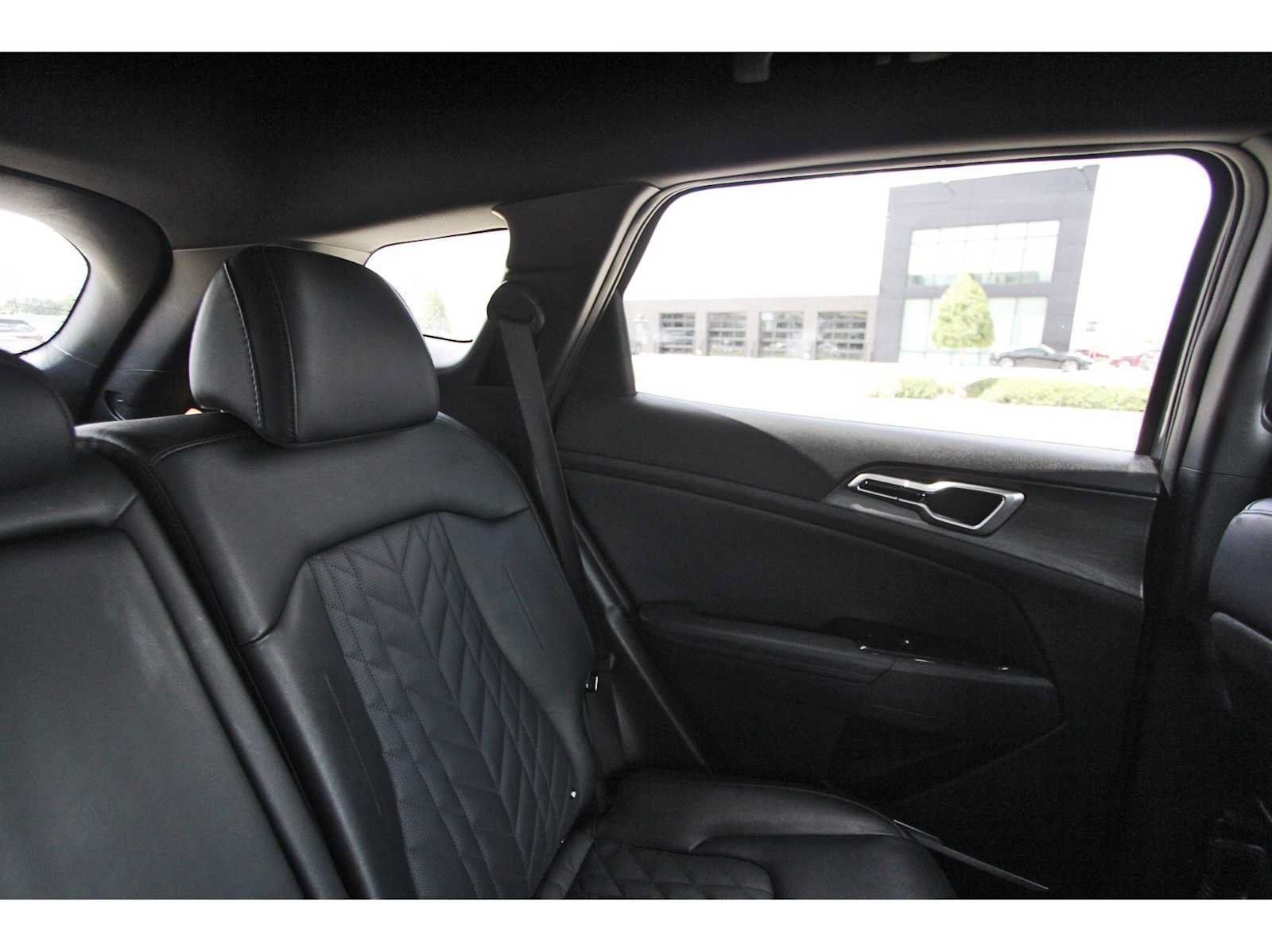 Used 2025 Kia Sportage X-Line AWD/4WD image 10