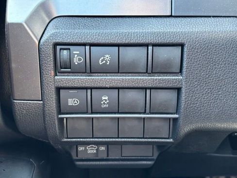 Used 2026 Toyota Tacoma SR5 w/ SR5 Upgrade Package AWD/4WD image 30