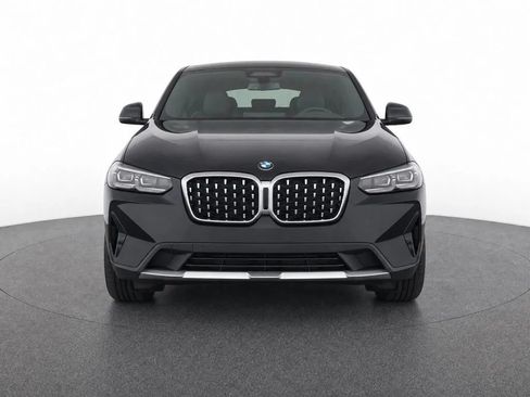 Used 2025 BMW X4 xDrive30i AWD/4WD image 4
