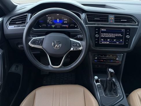 Used 2024 Volkswagen Tiguan Wolfsburg Edition FWD image 12
