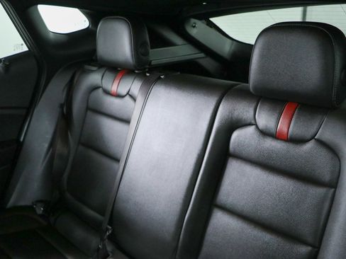 Used 2025 Chevrolet Trax RS w/ Sunroof Package FWD image 25