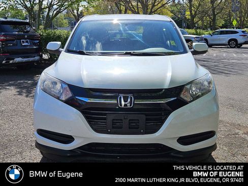 Used 2017 Honda HR-V LX image 8
