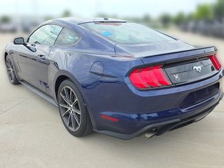 Used 2018 Ford Mustang Coupe w/ Equipment Group 101A RWD video 3