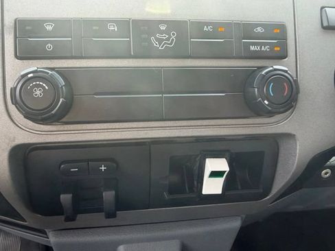 Used 2015 Ford F250 XLT AWD/4WD image 20