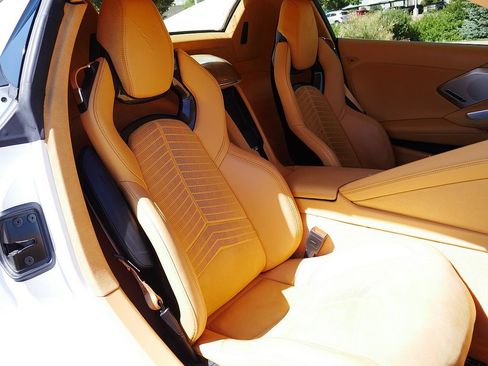 Used 2022 Chevrolet Corvette Stingray Premium Conv w/ Z51 Performance Package RWD image 64