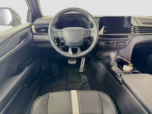 Certified 2025 Toyota Camry SE FWD image 22