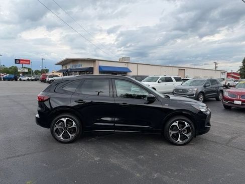 Used 2023 Ford Escape ST-Line Select w/ Tech Pack #2 AWD/4WD image 7