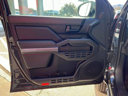 New 2025 Toyota Tacoma SR5 w/ Blackout Plus Package (GST) image 12