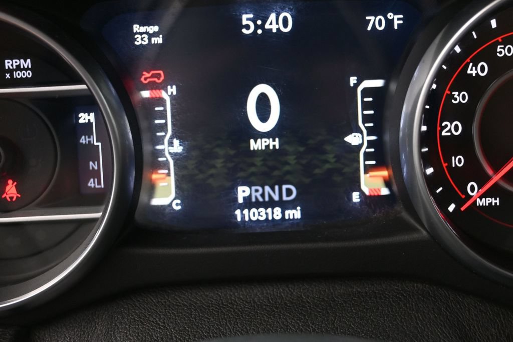 Used 2018 Jeep Wrangler Unlimited Rubicon w/ Dual Top Group AWD/4WD image 36