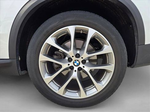 Used 2024 BMW X5 xDrive40i image 23
