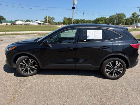 Used 2022 Ford Escape SEL w/ SEL Stealth AWD Package image 17