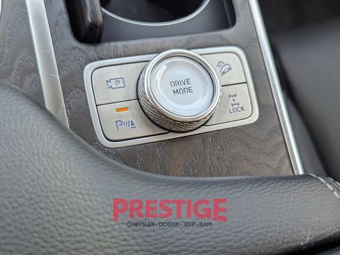 Used 2024 Genesis GV80 3.5T image 23