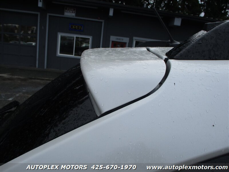 Used 2014 Subaru Crosstrek Touring AWD/4WD image 11