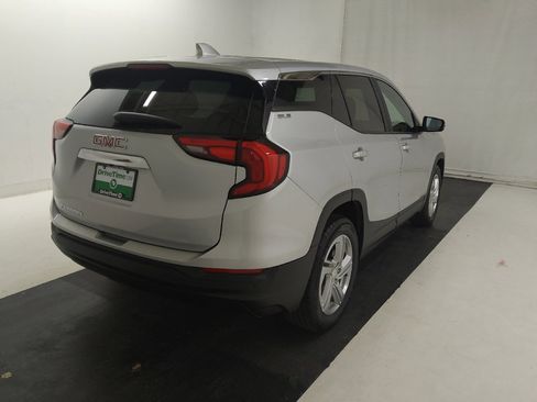 Used 2021 GMC Terrain SLE FWD image 9
