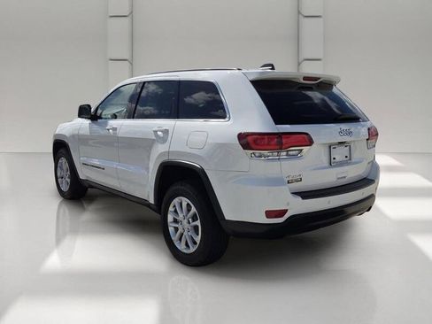 Used 2022 Jeep Grand Cherokee Laredo E AWD/4WD image 3