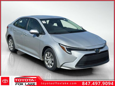 Used 2024 Toyota Corolla LE FWD image 1