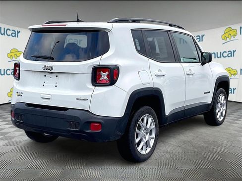 Used 2022 Jeep Renegade Latitude image 6