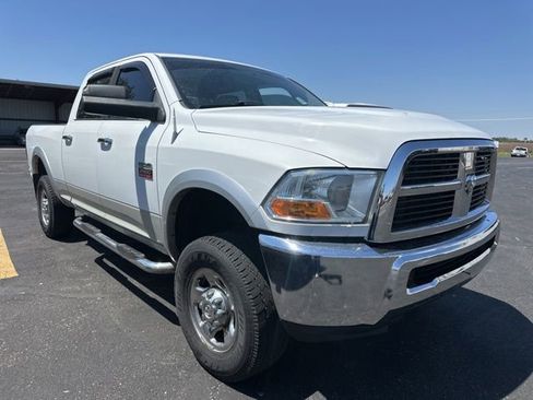 Used 2011 RAM 2500 SLT AWD/4WD image 2