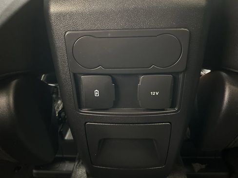 Certified 2023 Ford Explorer XLT w/ Equipment Group 202A image 29