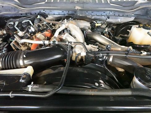 Used 2022 Ford F350 XL w/ Power Equipment Group AWD/4WD image 32