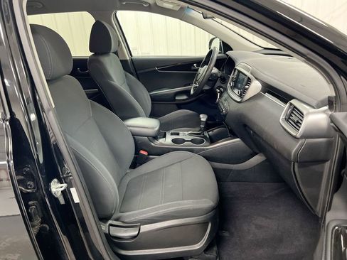 Used 2019 Kia Sorento L image 20