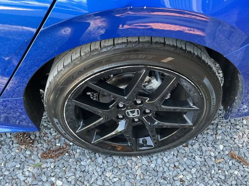 Used 2023 Honda Civic Sport image 25